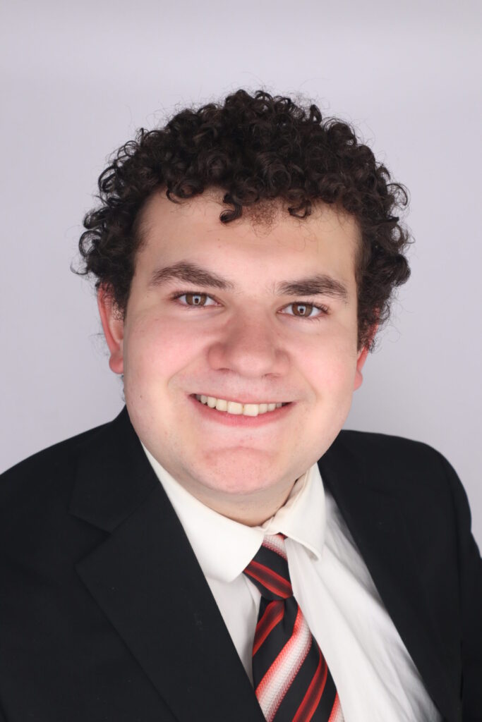 Head shot of Tommy Bandedo