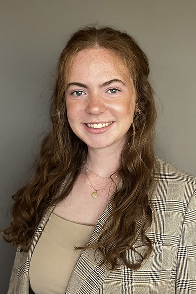 Head shot of Jocelyn McAliney
