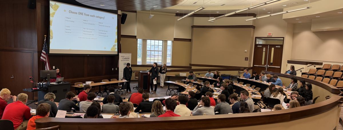 Why Accounting at Miami? Student Leaders, Alumni Provide Answers at Career Day Event