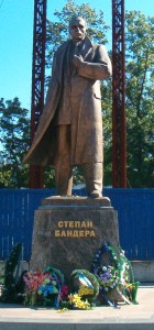 Stepan_Bandera_in_Lviv